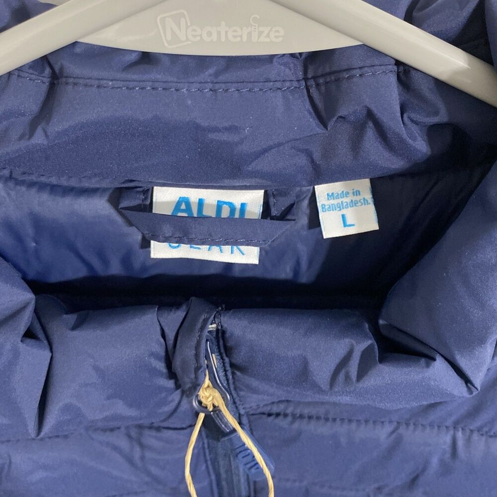 ALDI GEAR 2025 Men's L Blue Quilted Puffer Vest Pockets Logo Sleeveless NEW - Picture 7 of 9